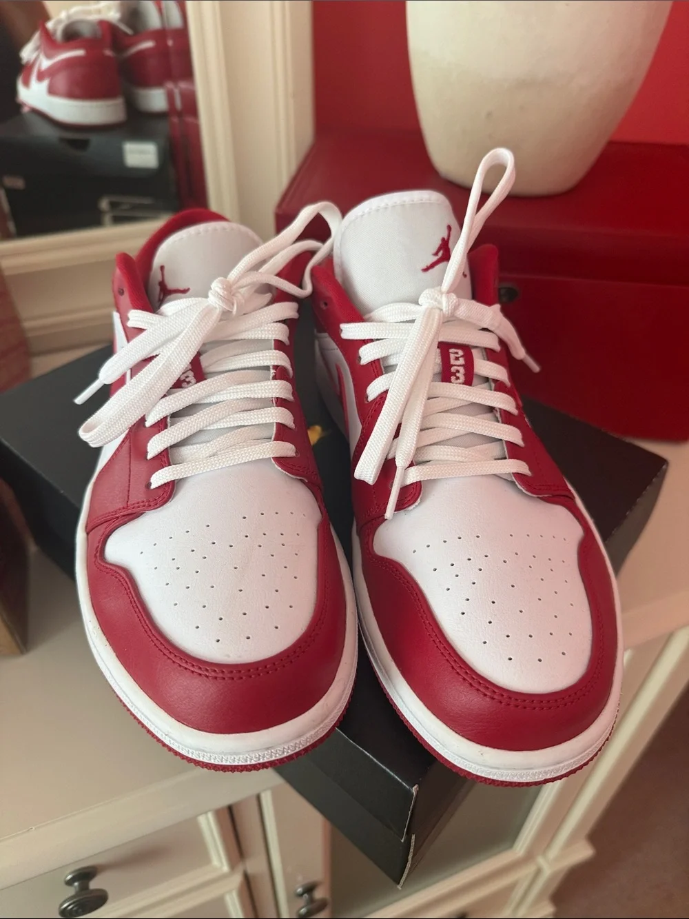 Jordan low top